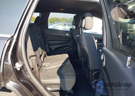 2014 Jeep Grand Cherokee Laredo z USA, uszkodzony, nr VIN 1C4RJFAG8EC371965